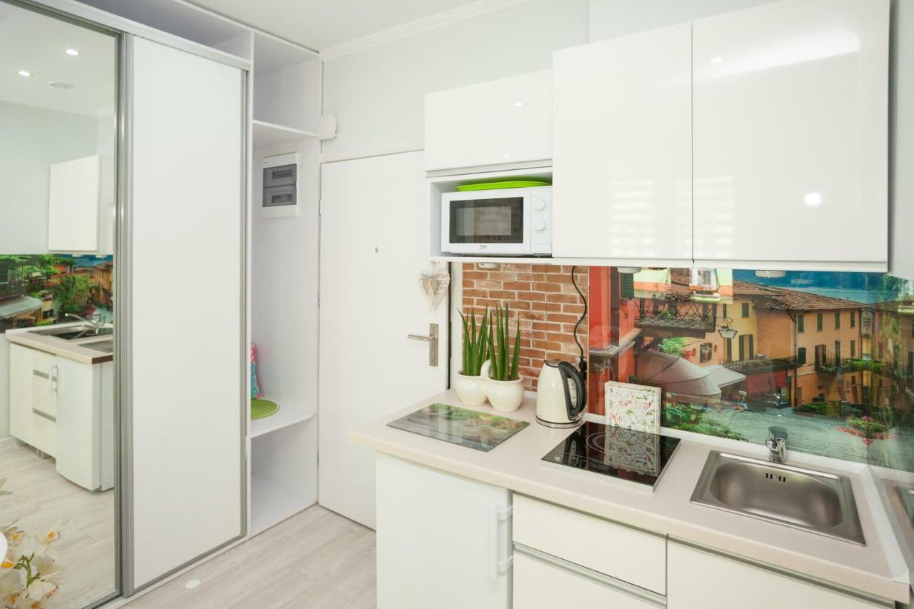 Apartament Stare Miasto Boleslawiec Apartment โบเลสวาเวียส ภายนอก รูปภาพ